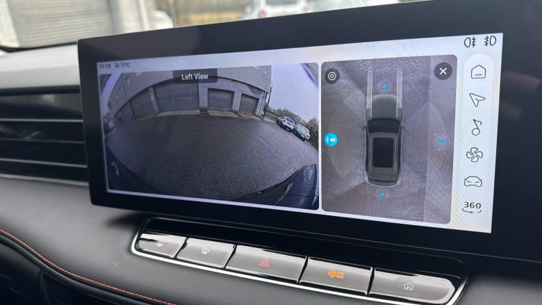 MG HS 1.5 T-GDI Trophy 5dr DCT Petrol Hatchback